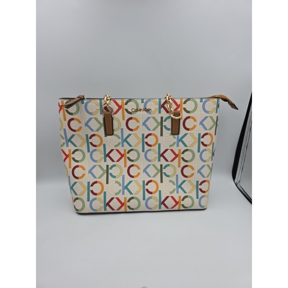 Calvin Klein Monogram Tote Cherub White Multi One Size